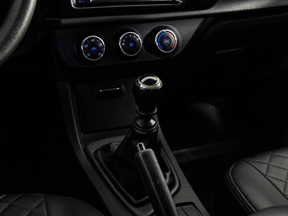 Купить Toyota Corolla с пробегом. Фото: #9