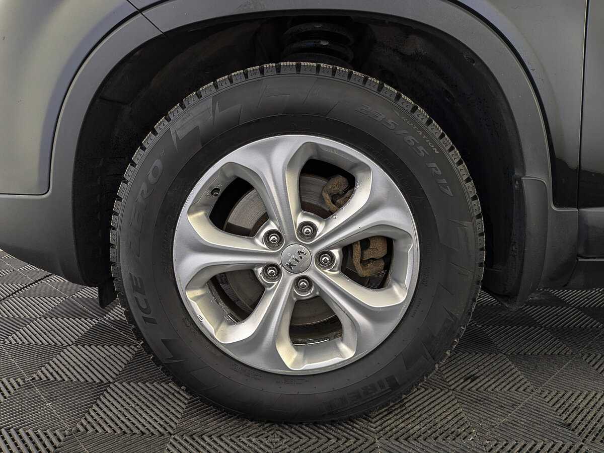 Купить Kia Sorento с пробегом. Фото: #11