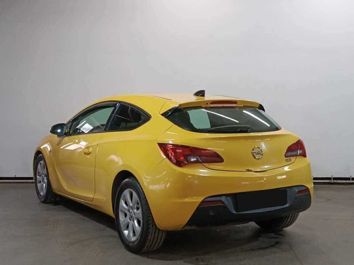 Купить Opel Astra с пробегом. Фото: #3