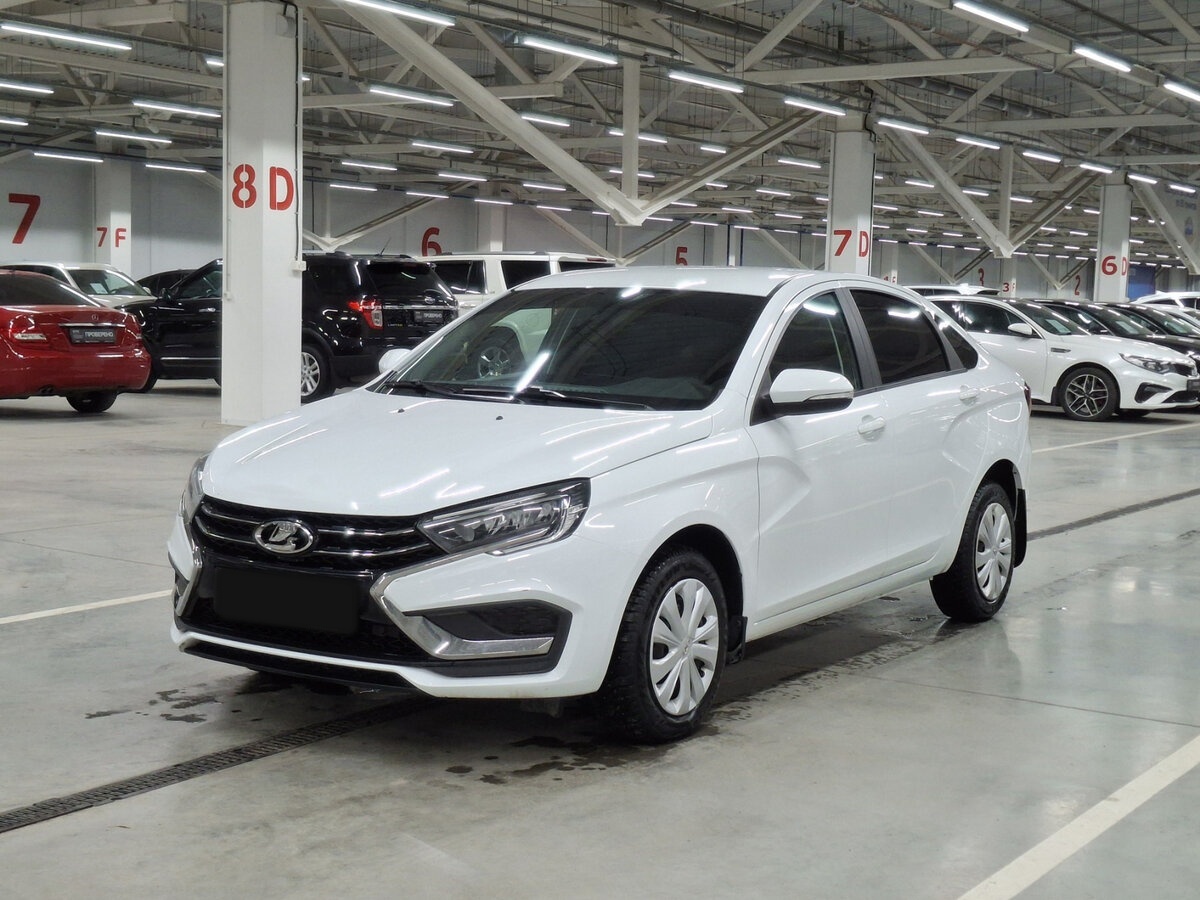 Купить Lada (ВАЗ) Vesta с пробегом. Посмотреть фото