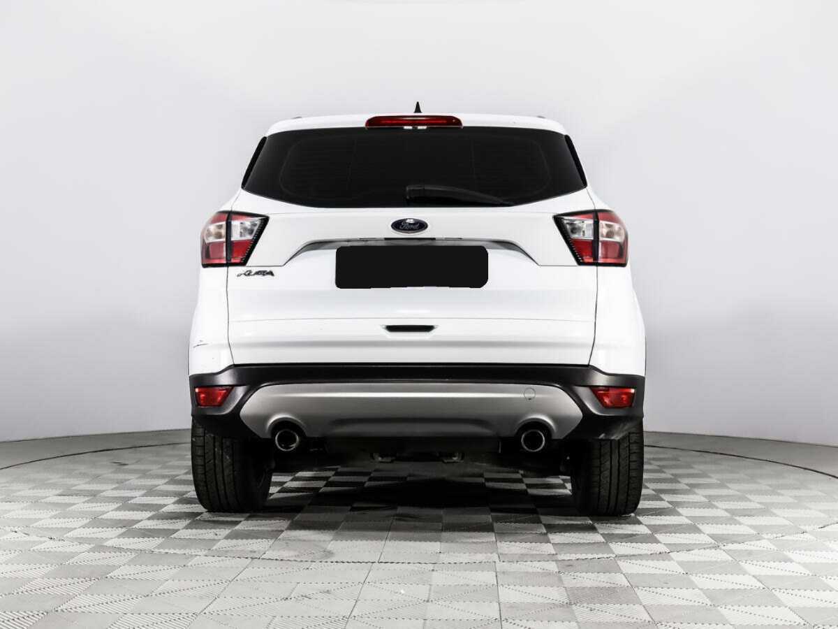 Купить Ford Kuga с пробегом. Фото: #3