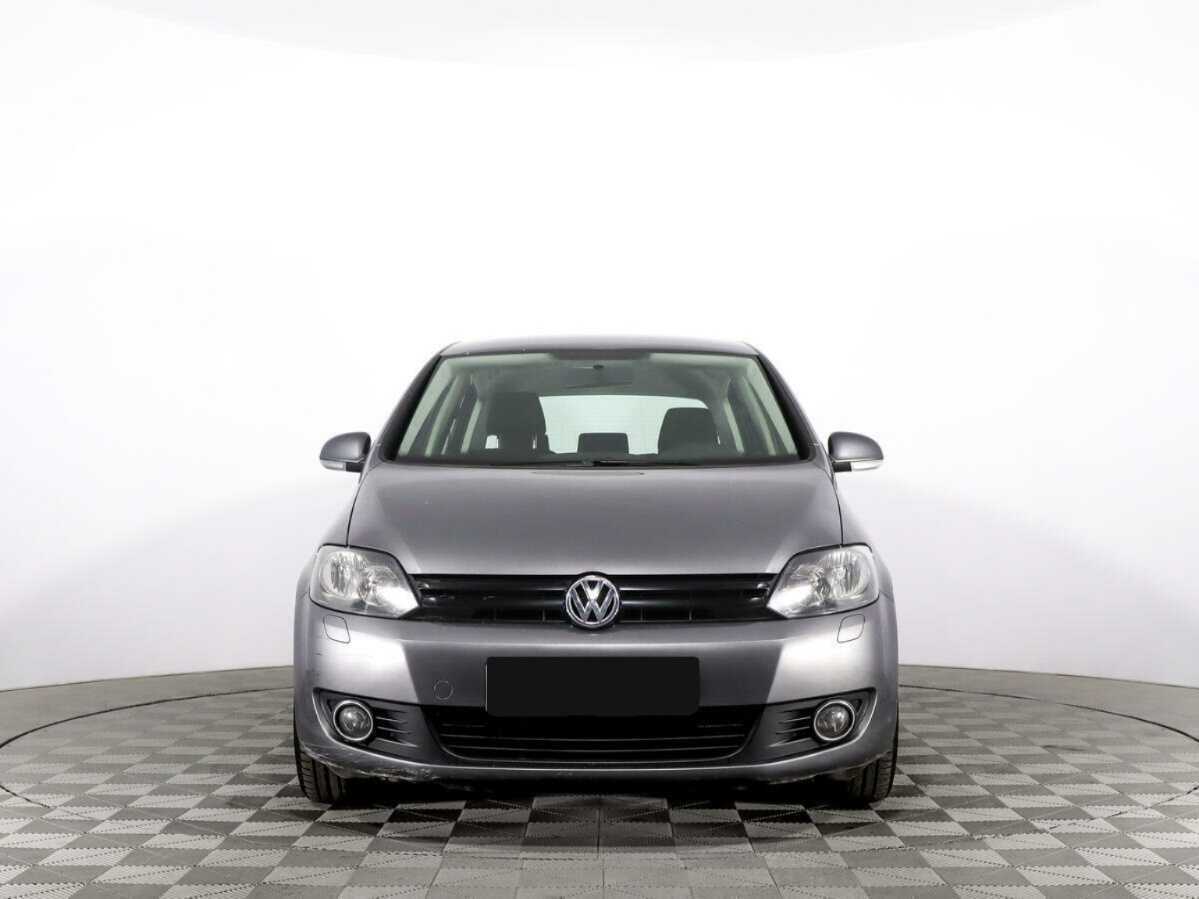 Купить Volkswagen Golf Plus с пробегом. Фото: #1