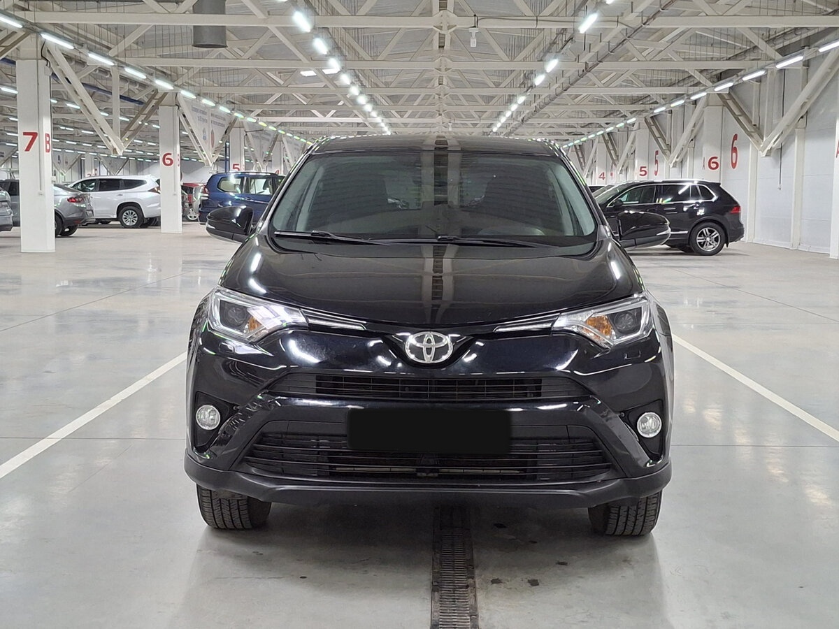 Купить Toyota RAV4 с пробегом. Фото: #1