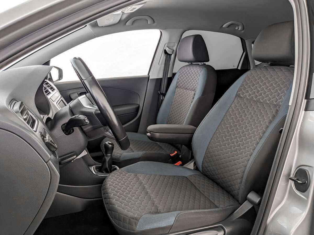 Купить Volkswagen Polo с пробегом. Фото: #18