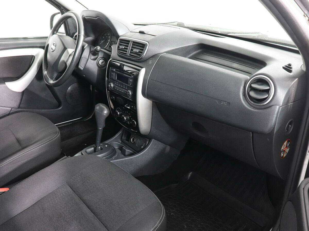 Купить Nissan Terrano с пробегом. Фото: #9