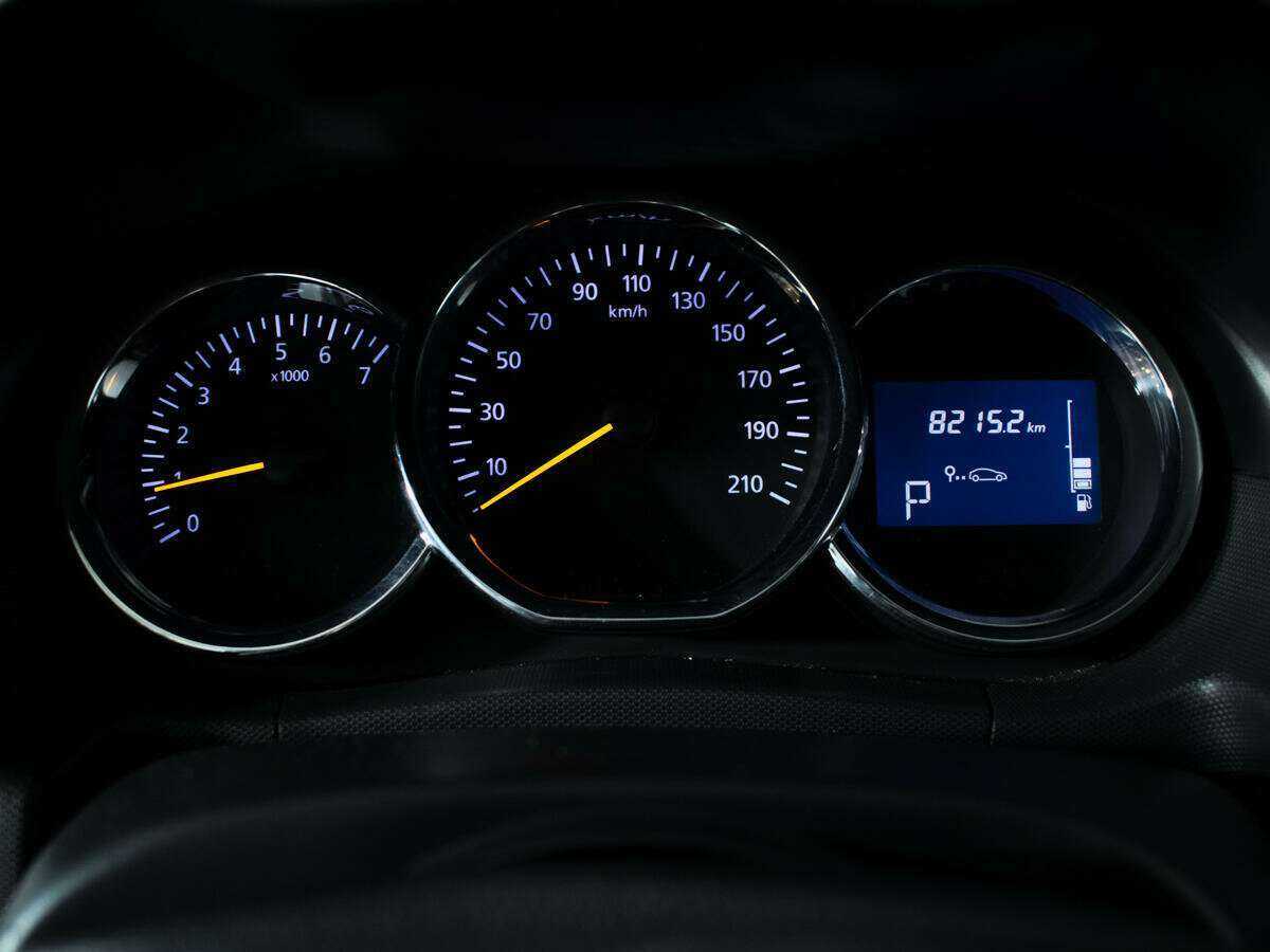 Купить Renault Duster с пробегом. Фото: #10