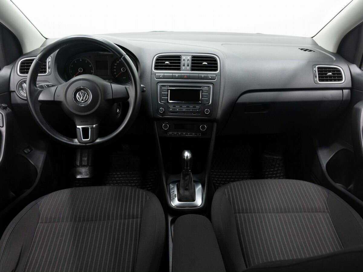 Купить Volkswagen Polo с пробегом. Фото: #11