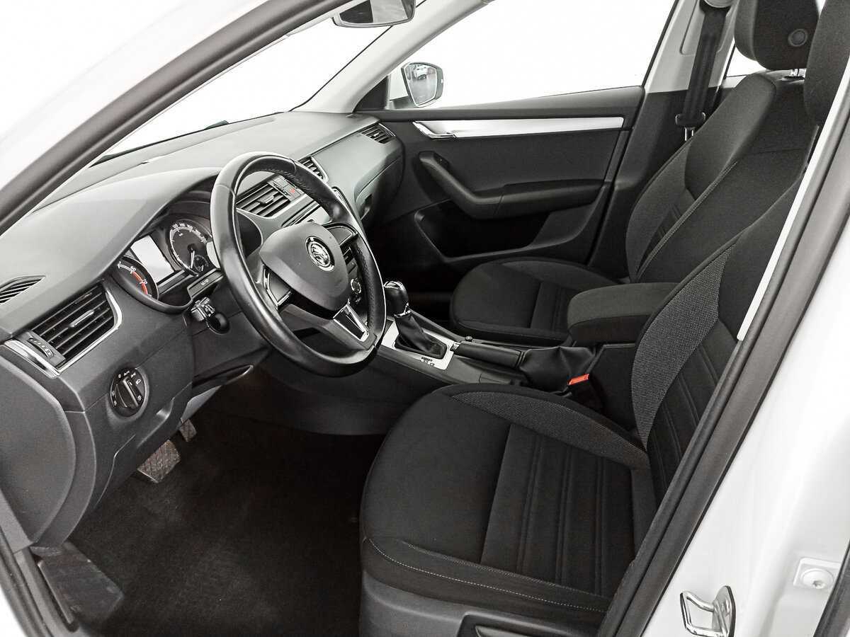 Купить Skoda Octavia с пробегом. Фото: #15