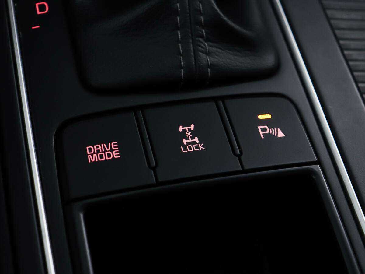 Купить Kia Sorento с пробегом. Фото: #17