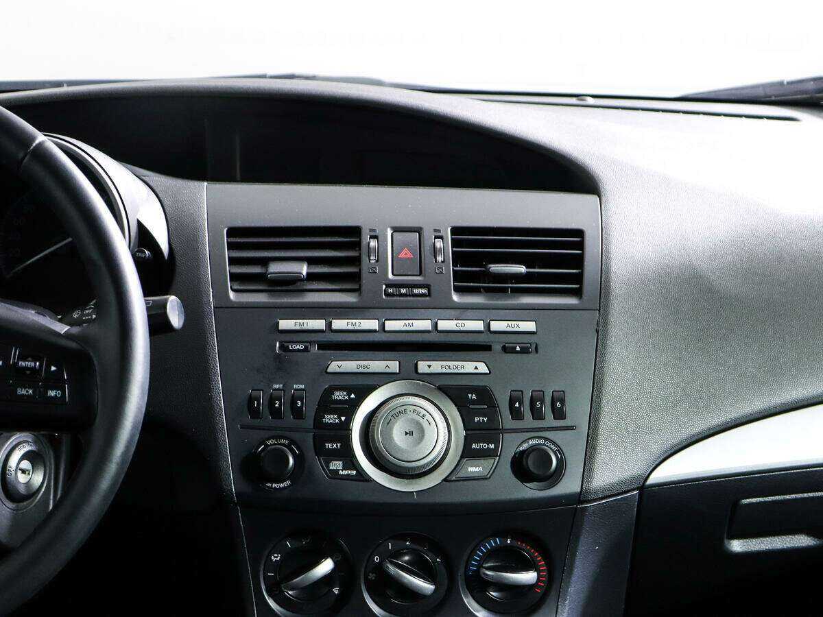 Купить Mazda 3 с пробегом. Фото: #12