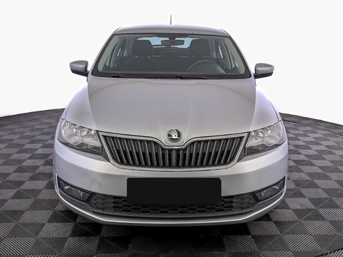 Купить Skoda Rapid с пробегом. Фото: #1