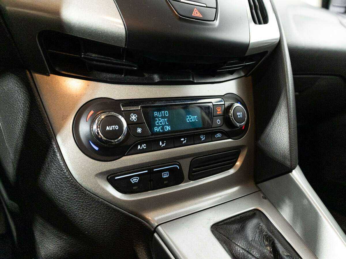 Купить Ford Focus с пробегом. Фото: #14