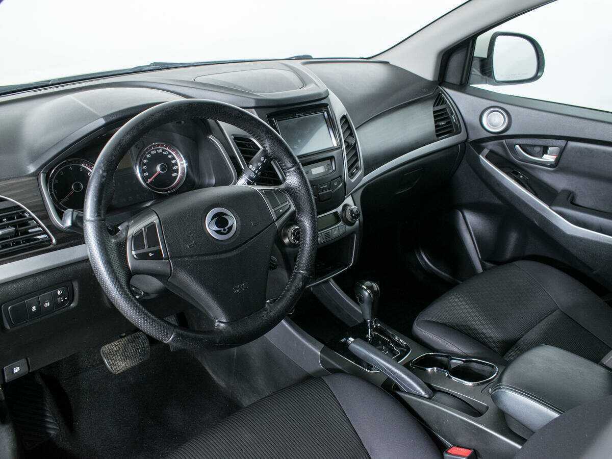 Купить SsangYong Actyon с пробегом. Фото: #10