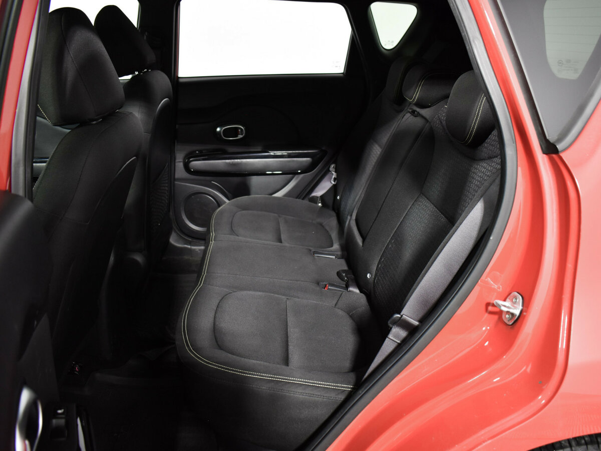 Купить Kia Soul с пробегом. Фото: #8
