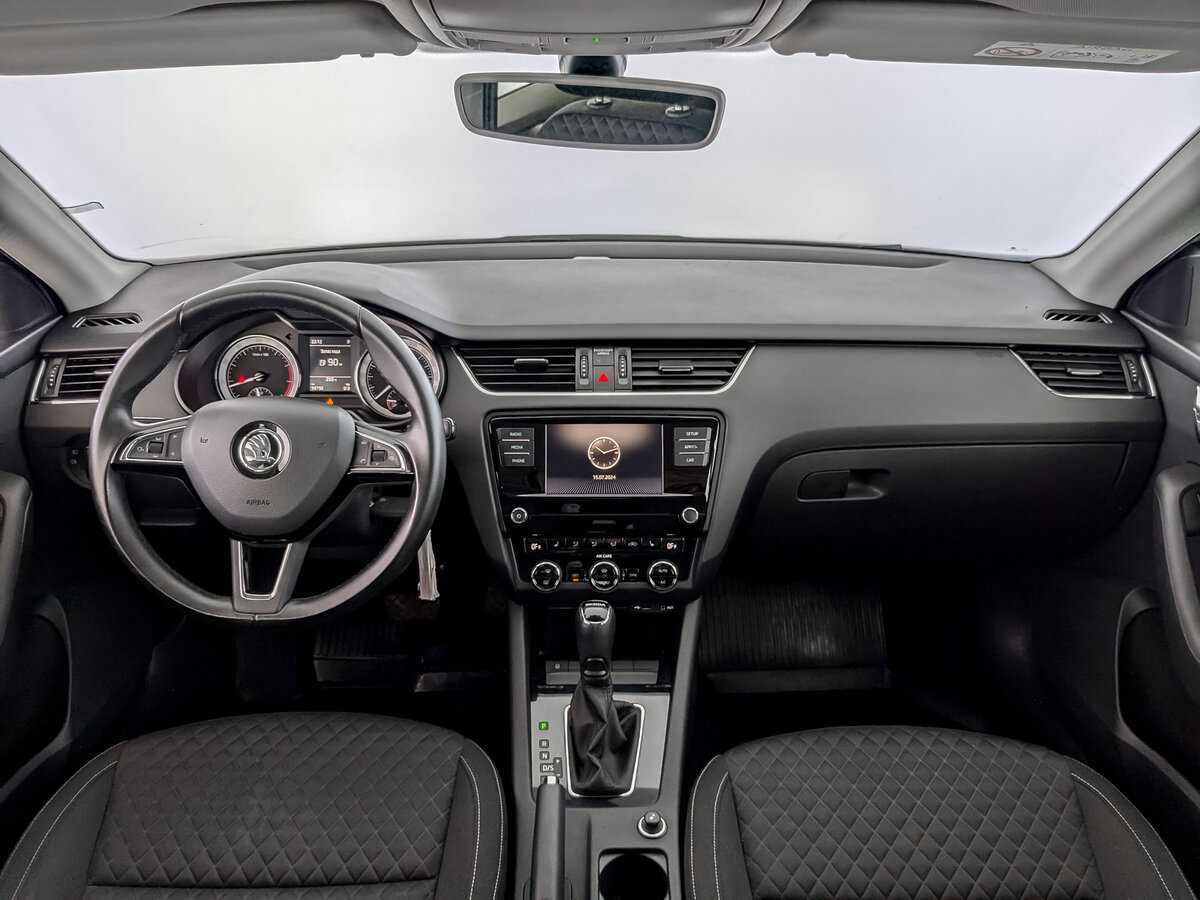 Купить Skoda Octavia с пробегом. Фото: #11