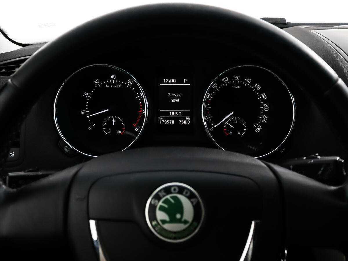 Купить Skoda Yeti с пробегом. Фото: #12