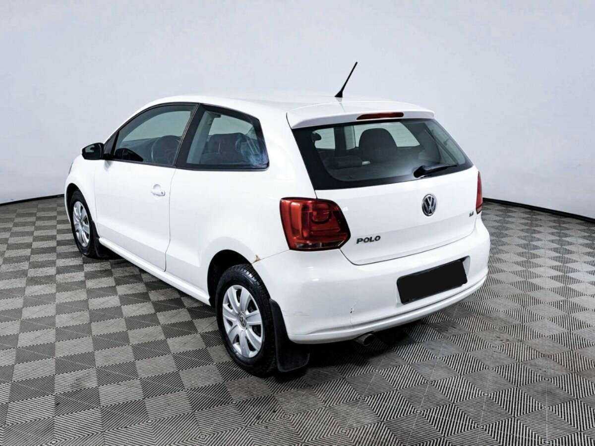 Купить Volkswagen Polo с пробегом. Фото: #6