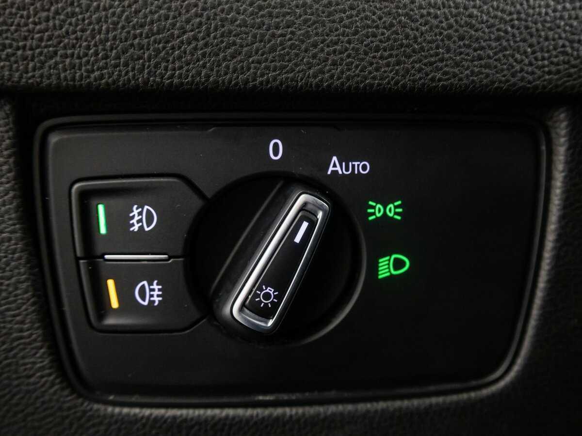 Купить Volkswagen Passat с пробегом. Фото: #16