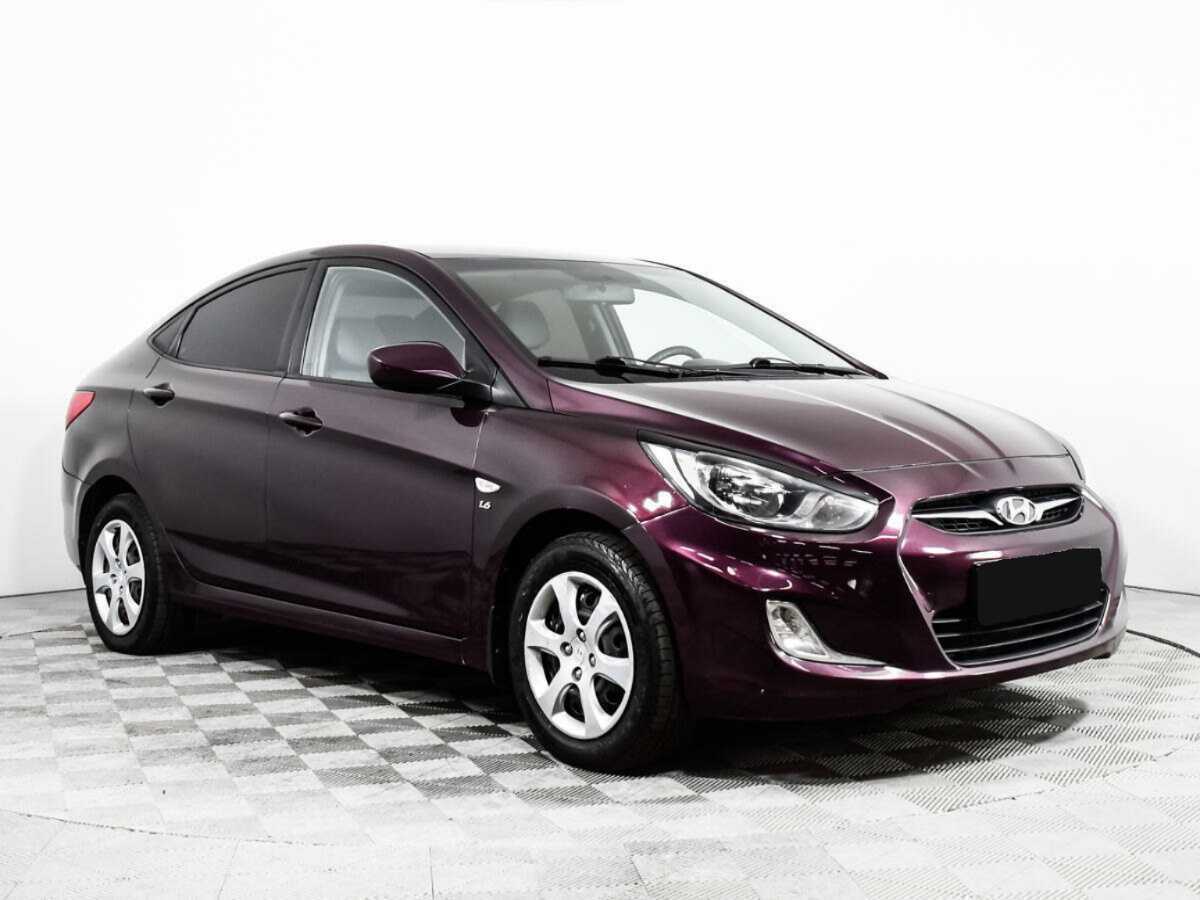 Купить Hyundai Solaris с пробегом. Фото: #2