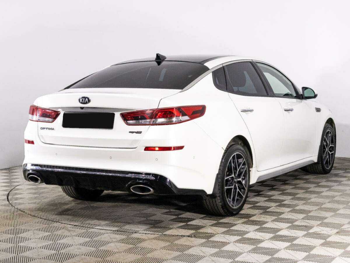 Купить Kia Optima с пробегом. Фото: #4