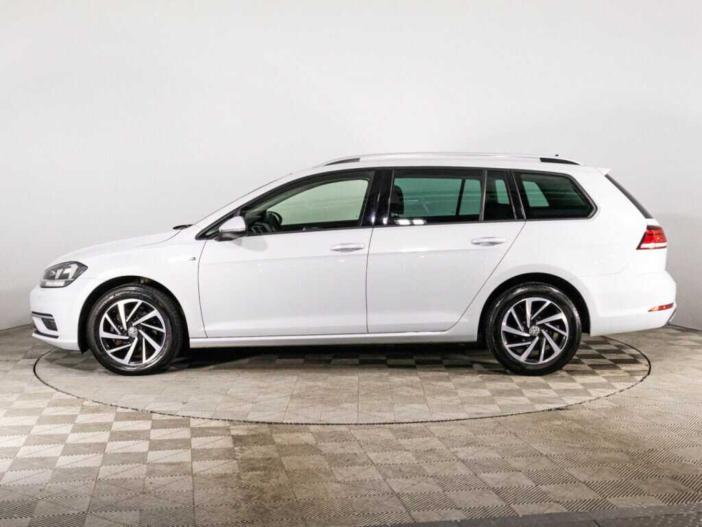 Купить Volkswagen Golf с пробегом. Фото: #7