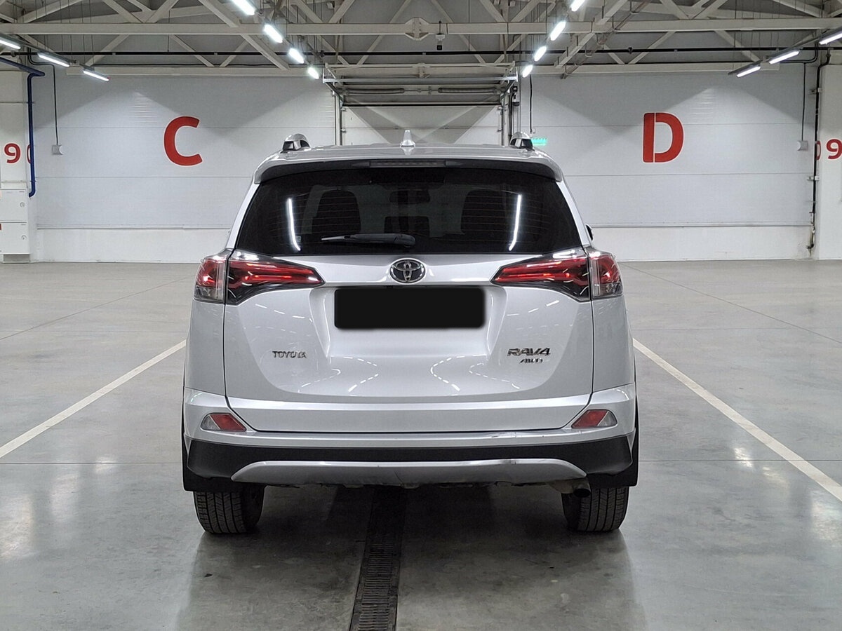 Купить Toyota RAV4 с пробегом. Фото: #5