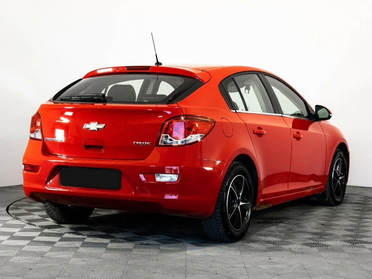 Купить Chevrolet Cruze с пробегом. Фото: #4