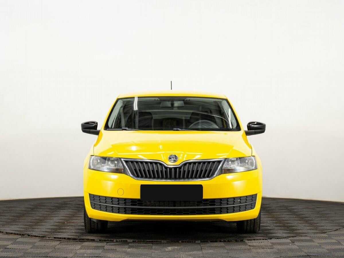 Купить Skoda Rapid с пробегом. Фото: #1