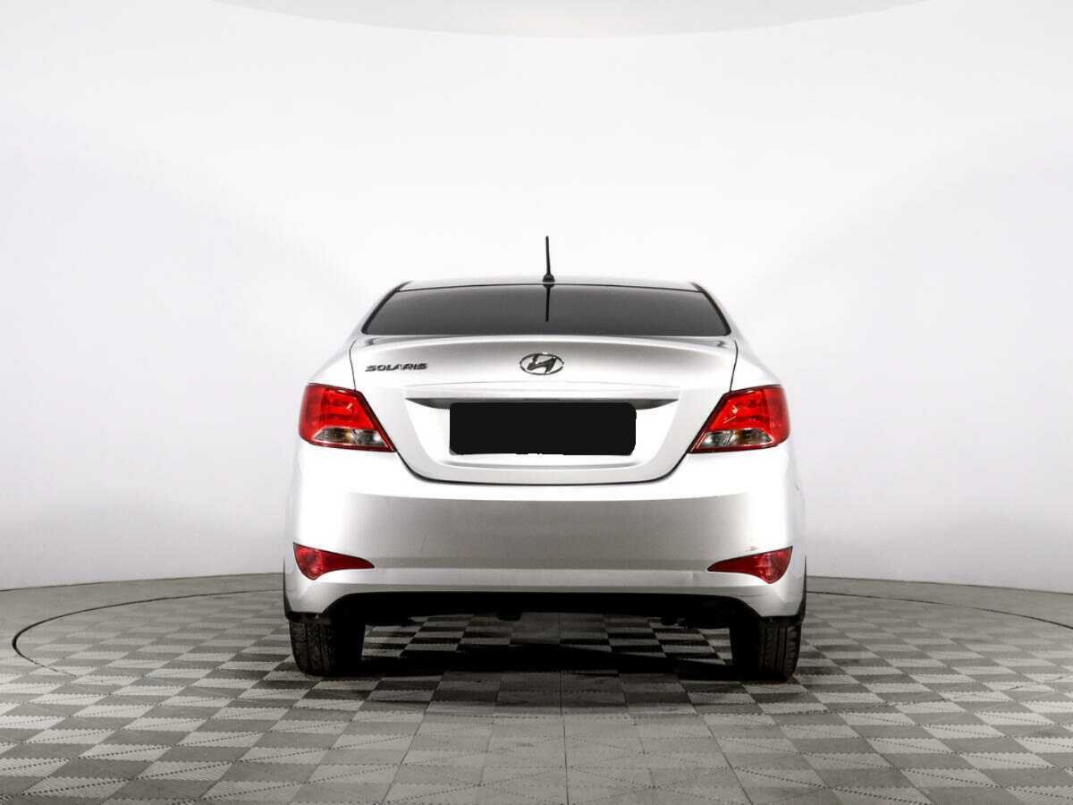 Купить Hyundai Solaris с пробегом. Фото: #5