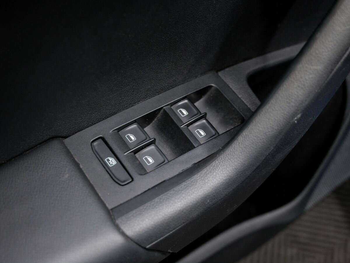 Купить Skoda Octavia с пробегом. Фото: #14