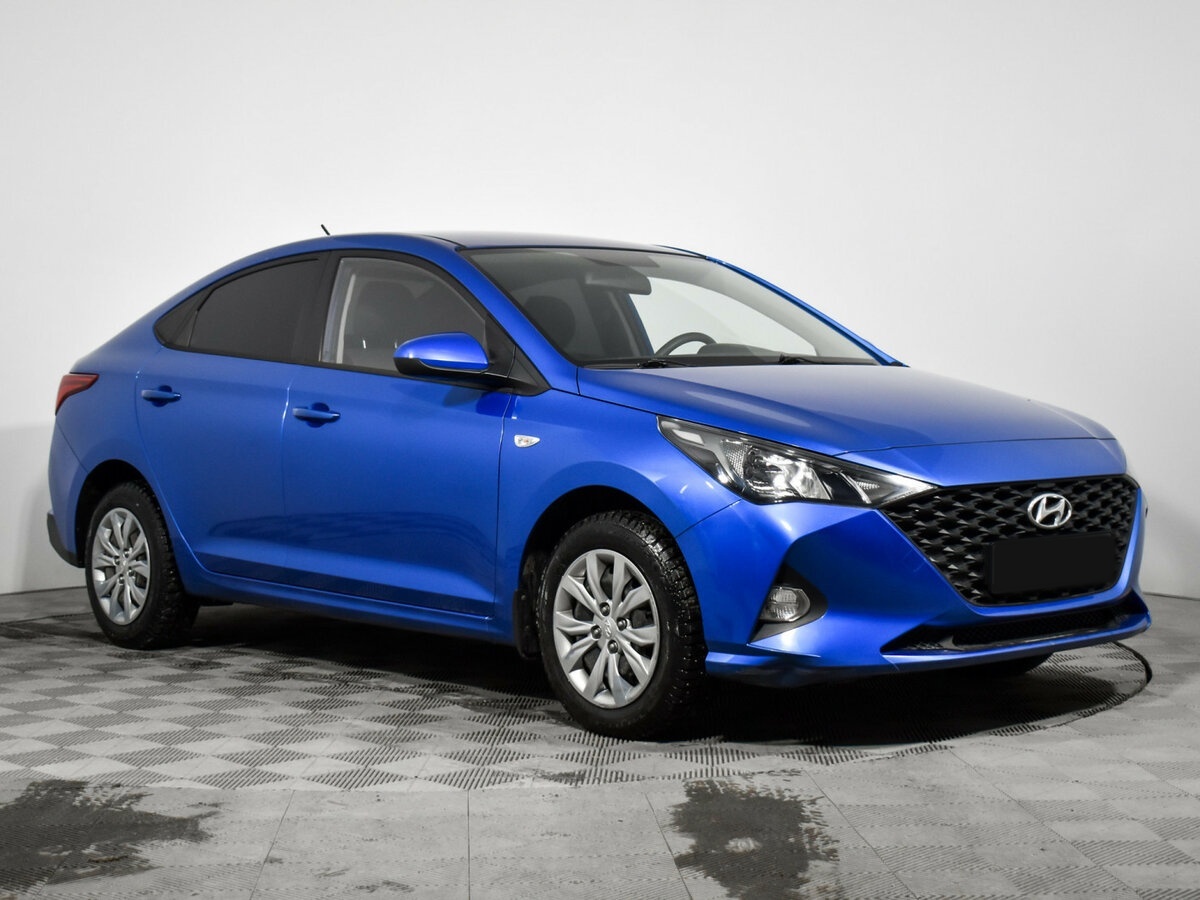 Купить Hyundai Solaris с пробегом. Фото: #2