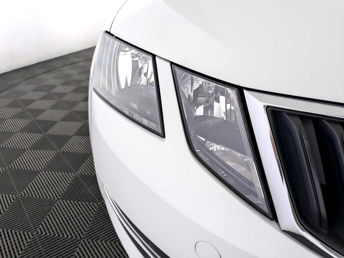 Купить Skoda Octavia с пробегом. Фото: #15