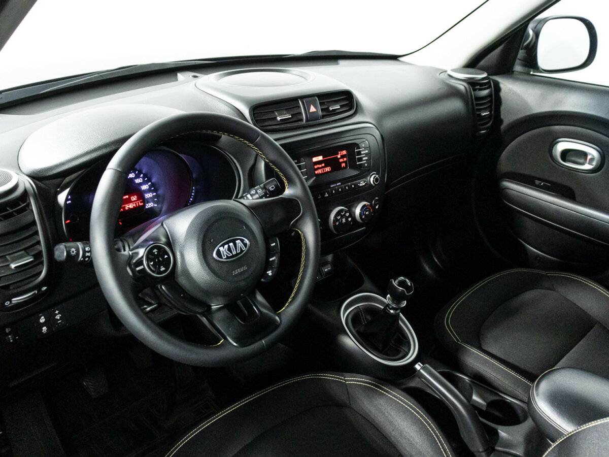 Купить Kia Soul с пробегом. Фото: #10