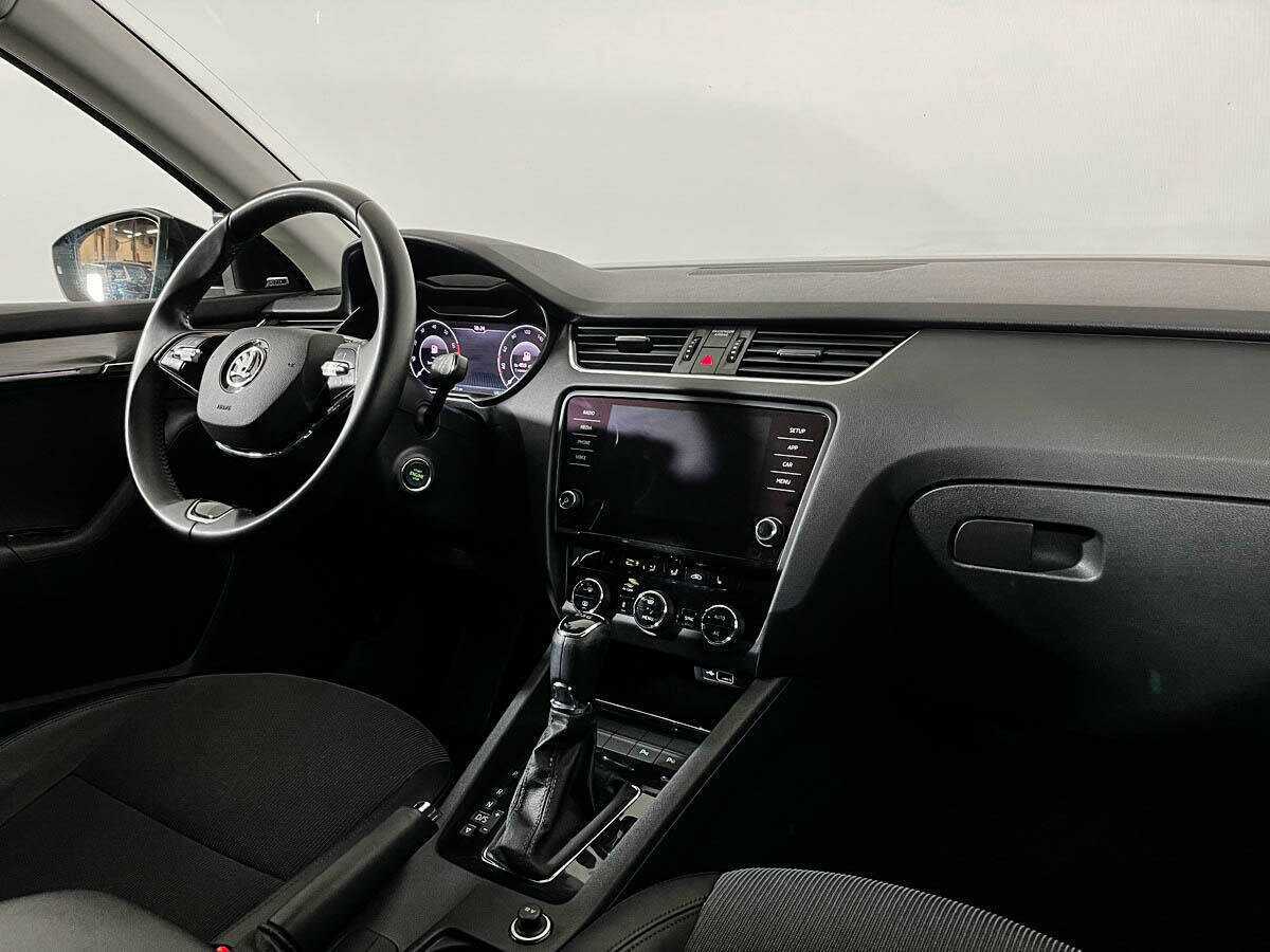 Купить Skoda Octavia с пробегом. Фото: #5