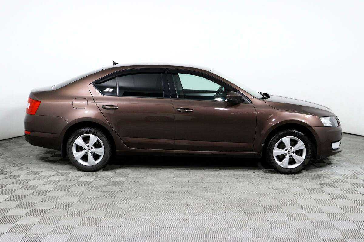 Купить Skoda Octavia с пробегом. Фото: #3