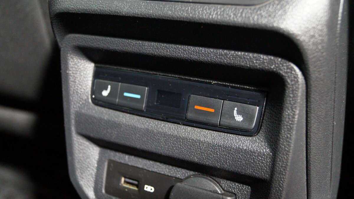 Купить Volkswagen Tiguan с пробегом. Фото: #14