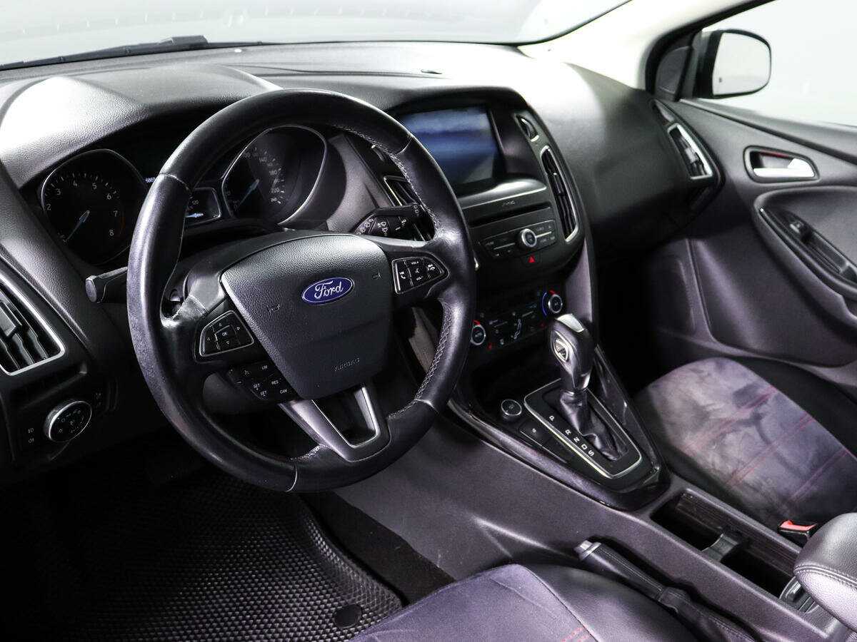 Купить Ford Focus с пробегом. Фото: #13