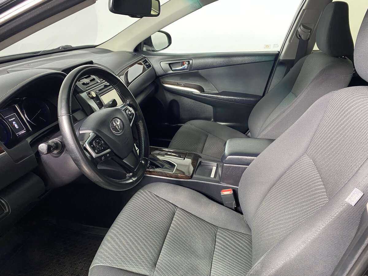 Купить Toyota Camry с пробегом. Фото: #8
