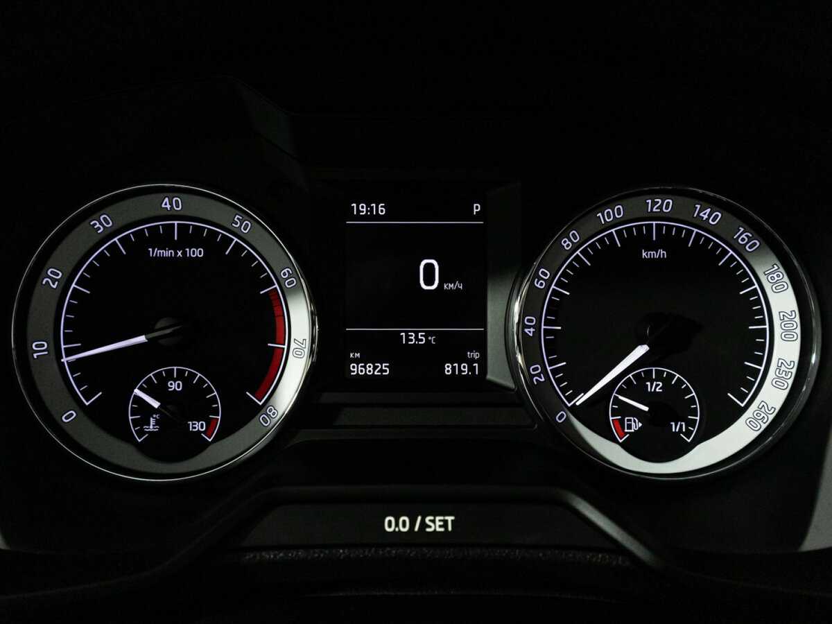 Купить Skoda Octavia с пробегом. Фото: #11