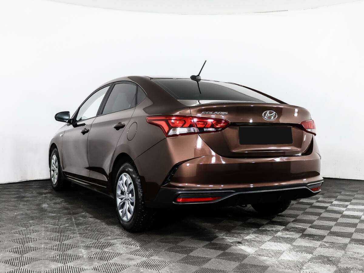 Купить Hyundai Solaris с пробегом. Фото: #5