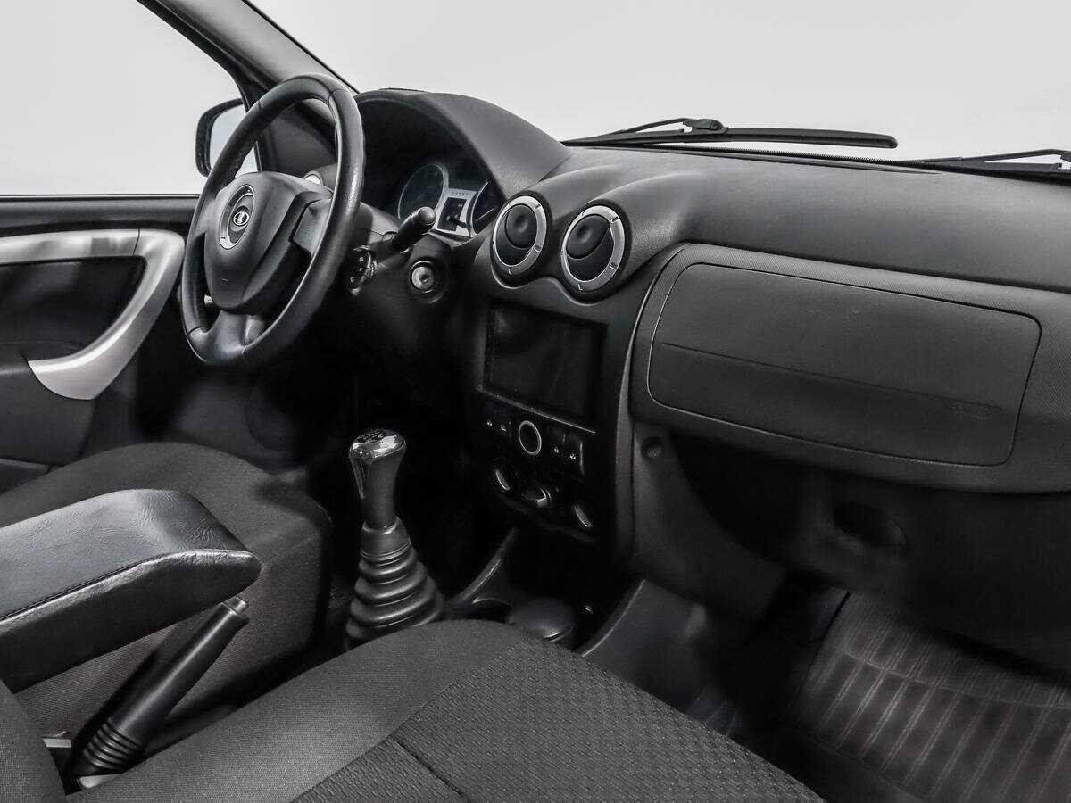 Купить Lada (ВАЗ) Largus с пробегом. Фото: #11