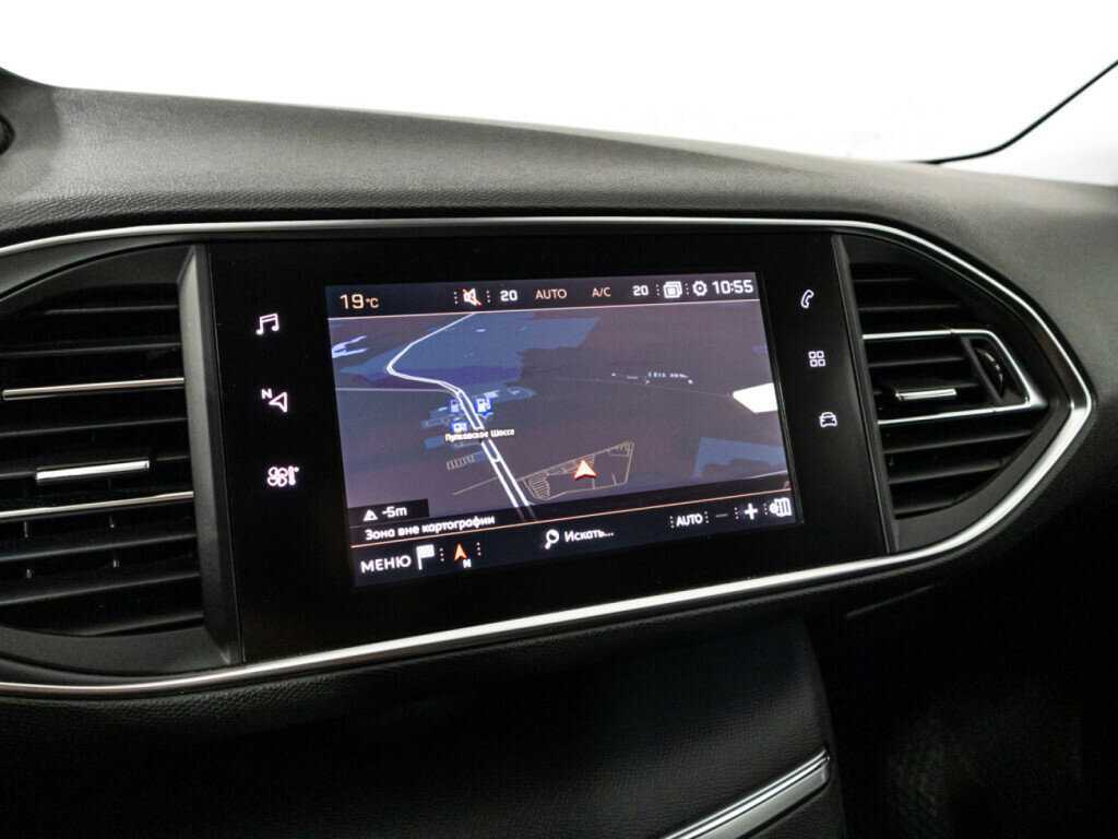 Купить Peugeot 308 с пробегом. Фото: #14