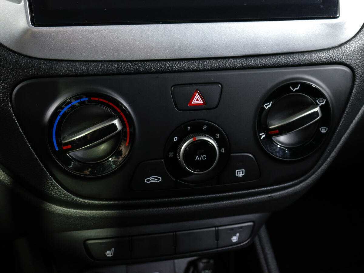 Купить Hyundai Solaris с пробегом. Фото: #16