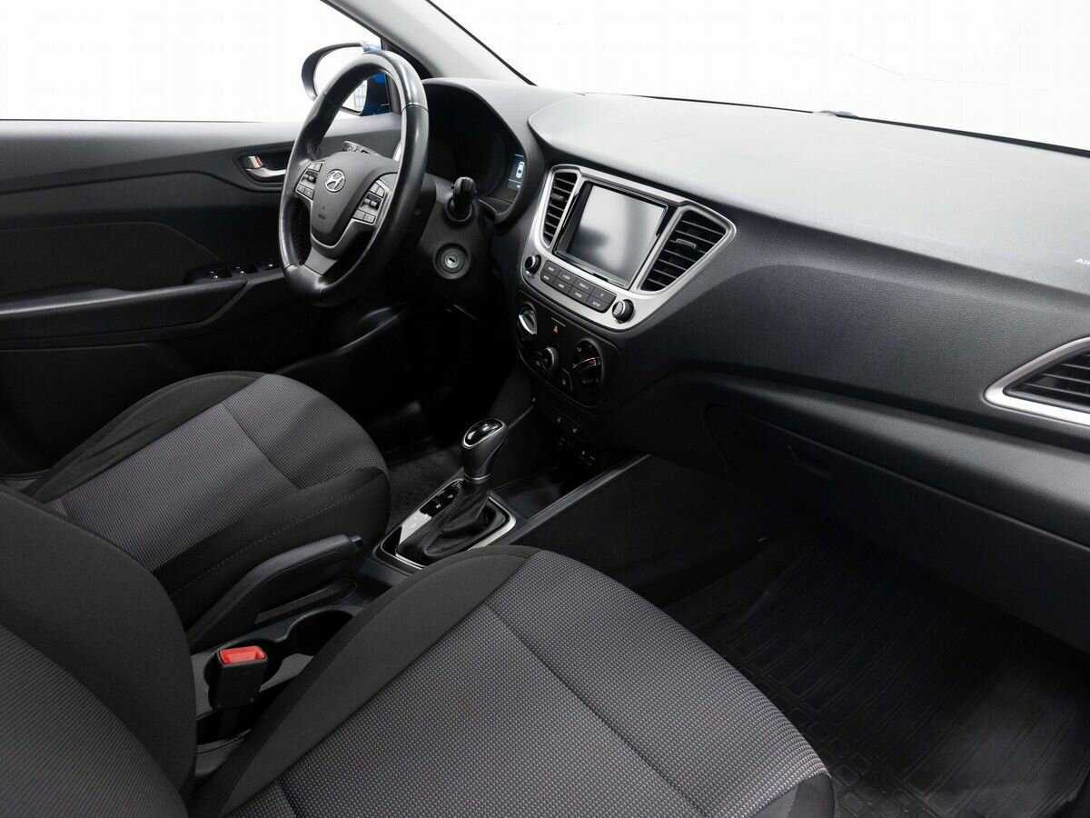 Купить Hyundai Solaris с пробегом. Фото: #12