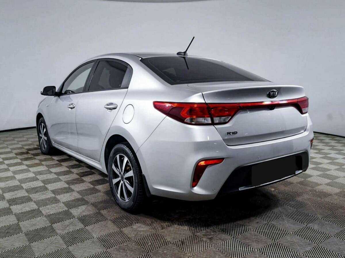 Купить Kia Rio с пробегом. Фото: #5