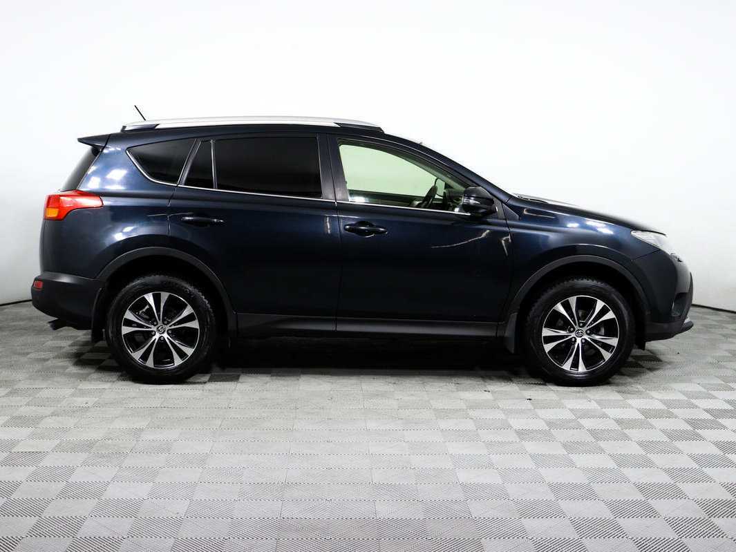 Купить Toyota RAV4 с пробегом. Фото: #3