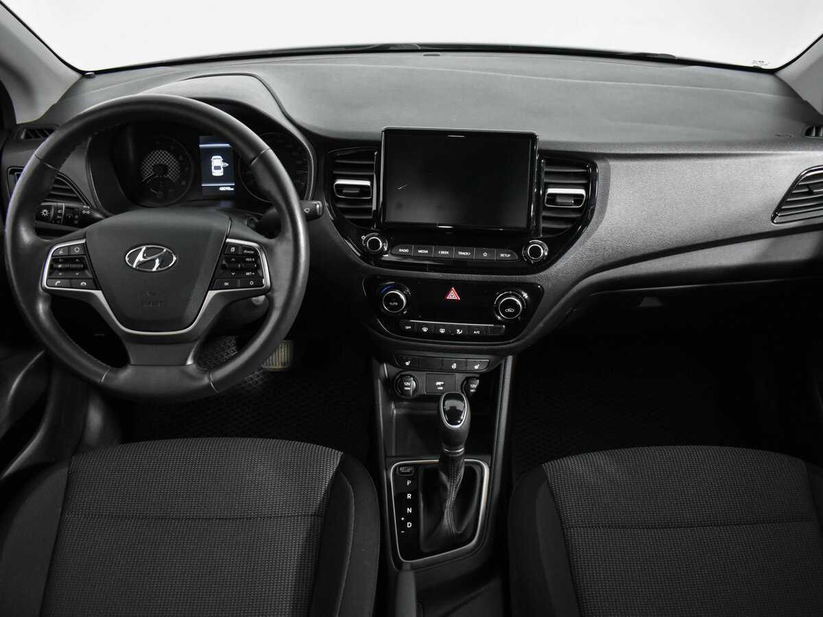 Купить Hyundai Solaris с пробегом. Фото: #13