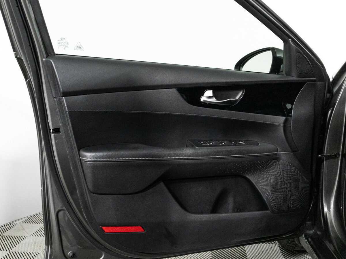 Купить Kia Cerato с пробегом. Фото: #24