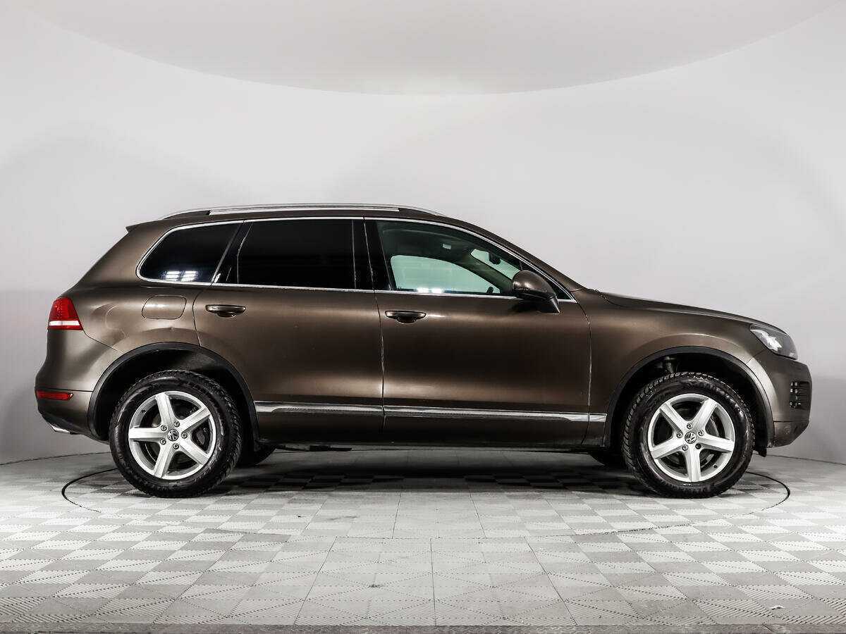 Купить Volkswagen Touareg с пробегом. Фото: #3