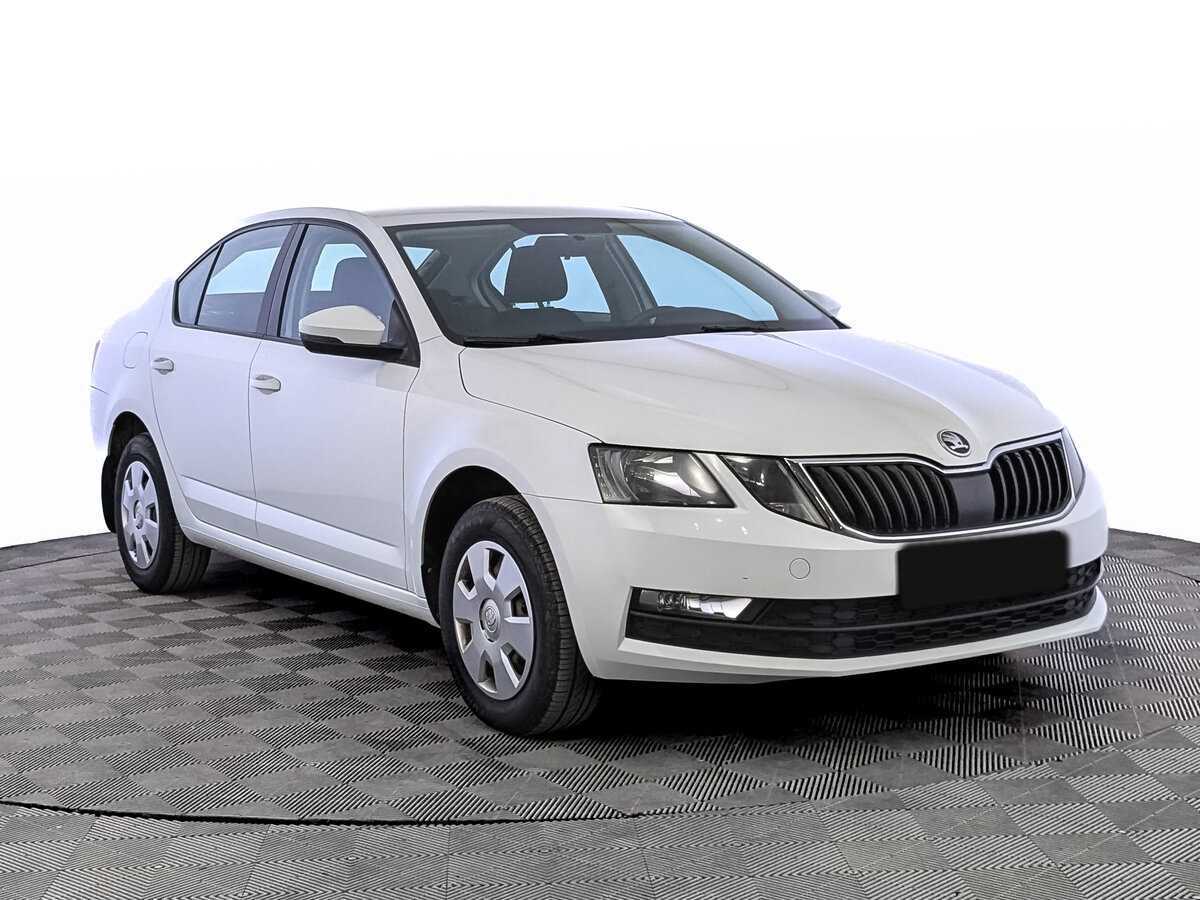 Купить Skoda Octavia с пробегом. Фото: #2